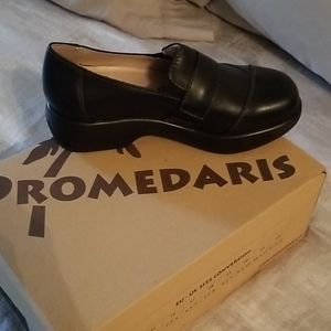 DROMEDARIS "Stella" black work shoe